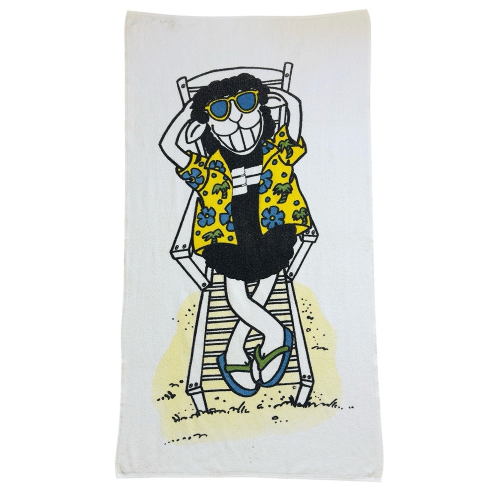Vintage Dundee Fun Sheep Beach Towel with Yellow Floral Shirt